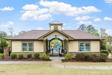 1002 Emerald Court Knightdale NC 27545