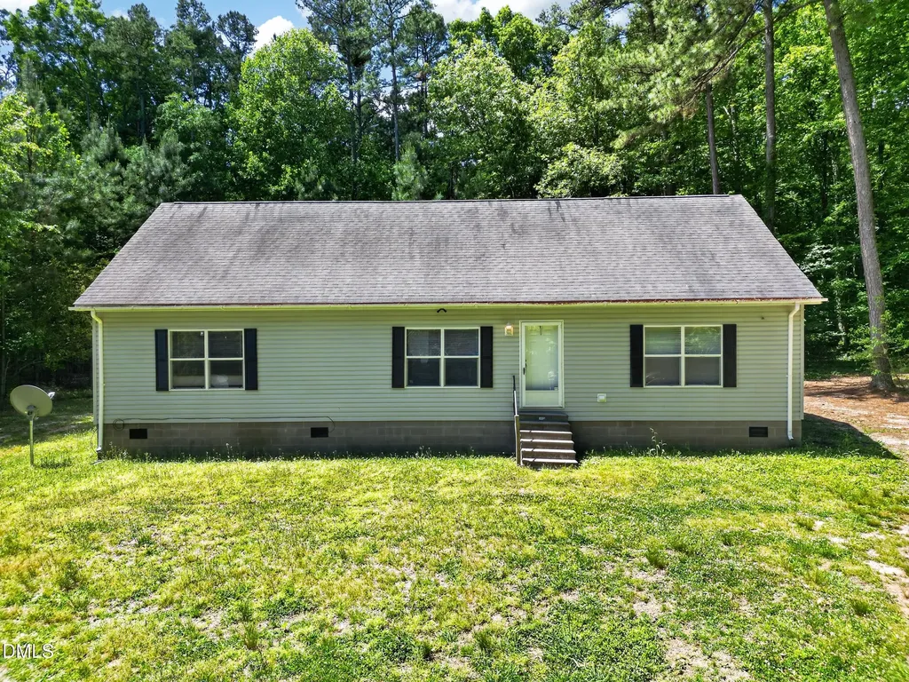 126 Hunter Road Henderson NC 27537