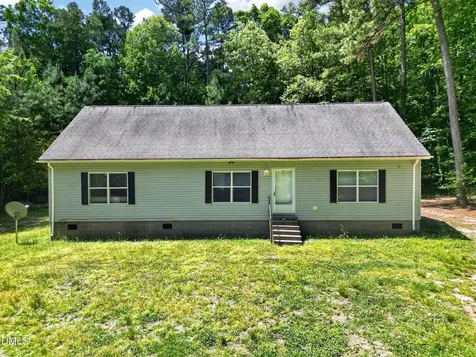 126 Hunter Road Henderson NC 27537