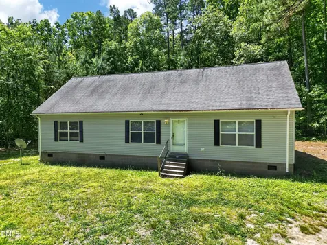 126 Hunter Road Henderson NC 27537
