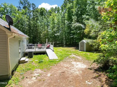126 Hunter Road Henderson NC 27537