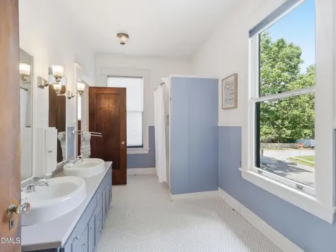 127 Forest Road Raleigh NC 27605