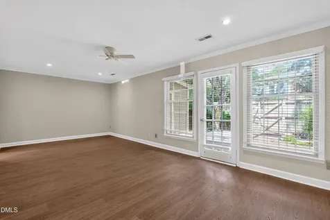 3128 Westbury Raleigh NC 27607