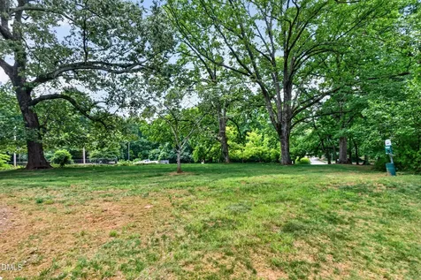 3128 Westbury Raleigh NC 27607