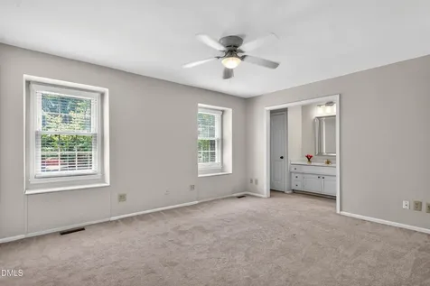 3128 Westbury Raleigh NC 27607