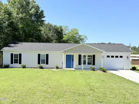360 Oak Street Roseboro NC 28382
