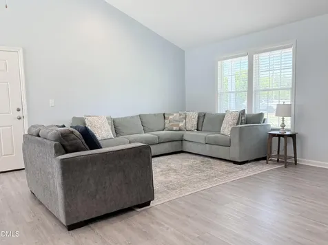 360 Oak Street Roseboro NC 28382