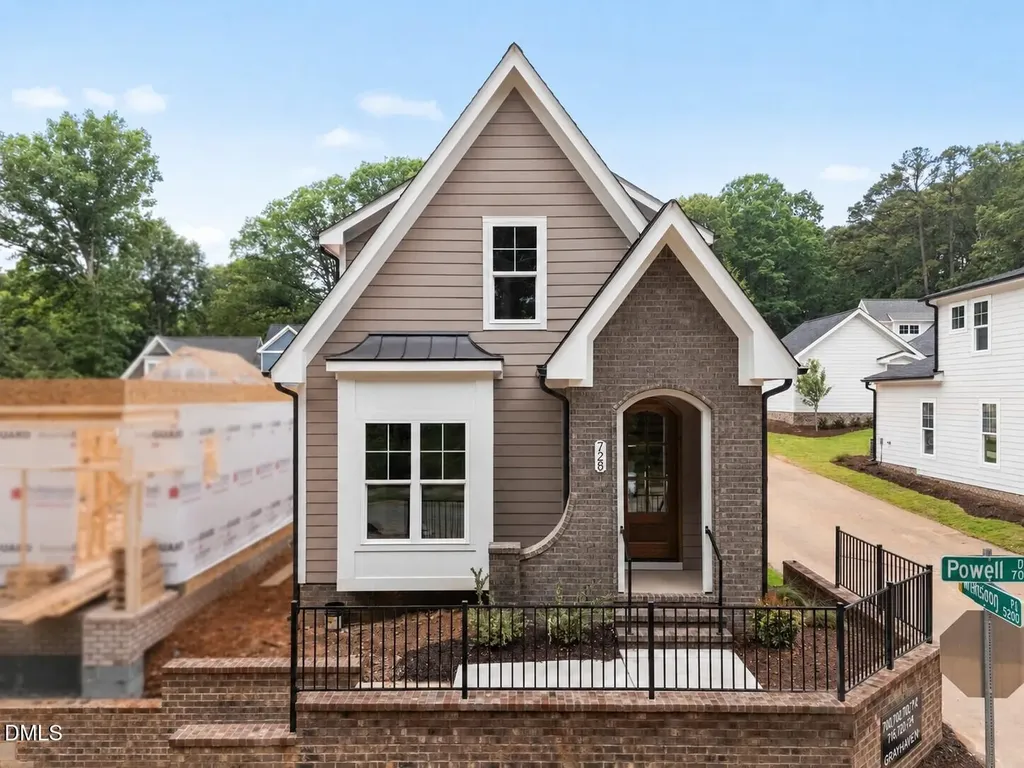 728 Powell Drive Raleigh NC 27606