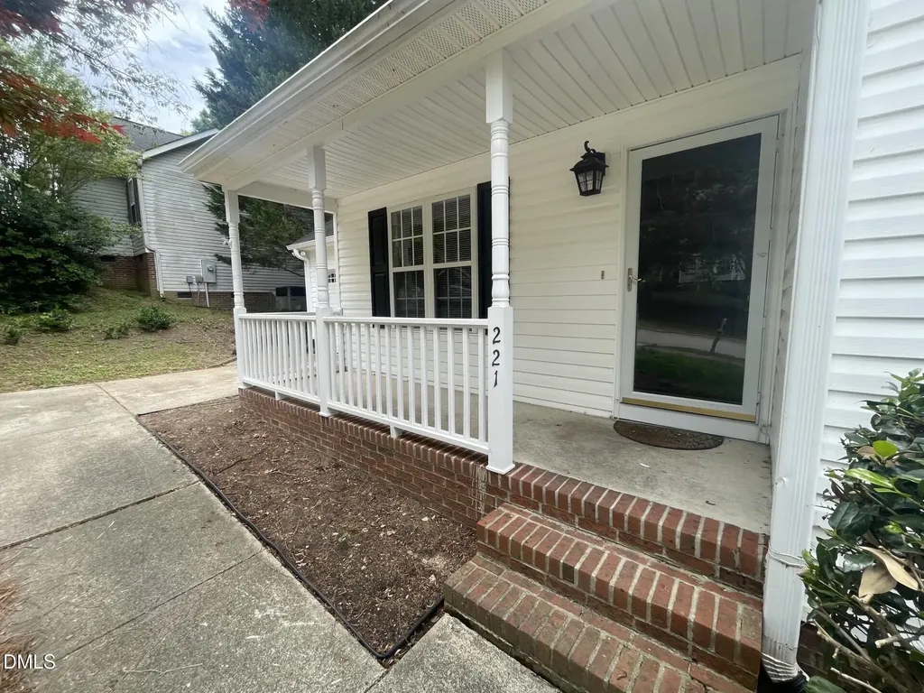 221 Alberbury Commons Court Wake Forest NC 27587