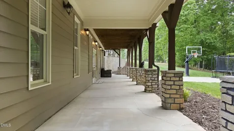 1001 Browning Place Youngsville NC 27596