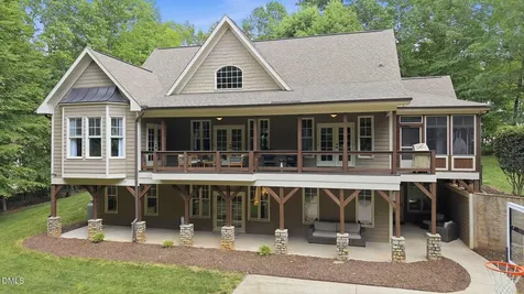 1001 Browning Place Youngsville NC 27596