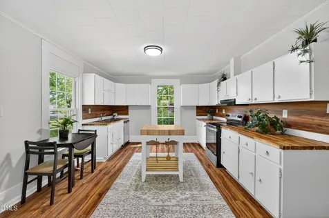 809 Church Street Scotland Neck NC 27874