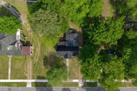 809 Church Street Scotland Neck NC 27874