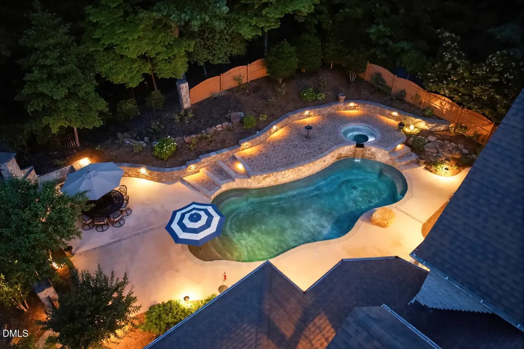 221 Bear Tree Creek Chapel Hill NC 27517