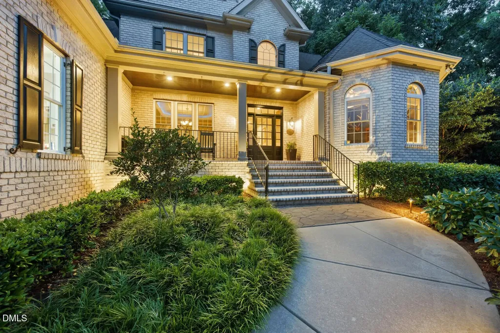 221 Bear Tree Creek Chapel Hill NC 27517
