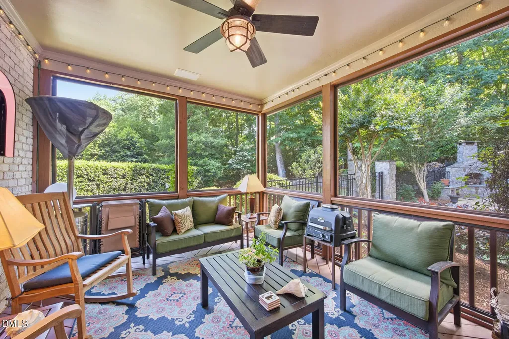 221 Bear Tree Creek Chapel Hill NC 27517
