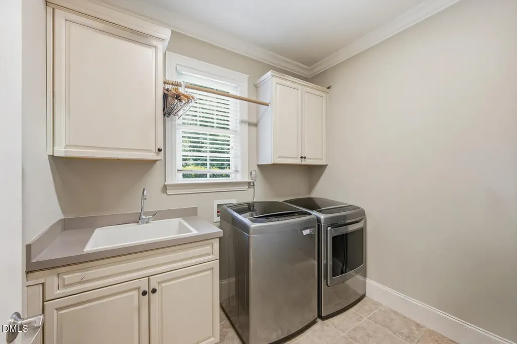 221 Bear Tree Creek Chapel Hill NC 27517
