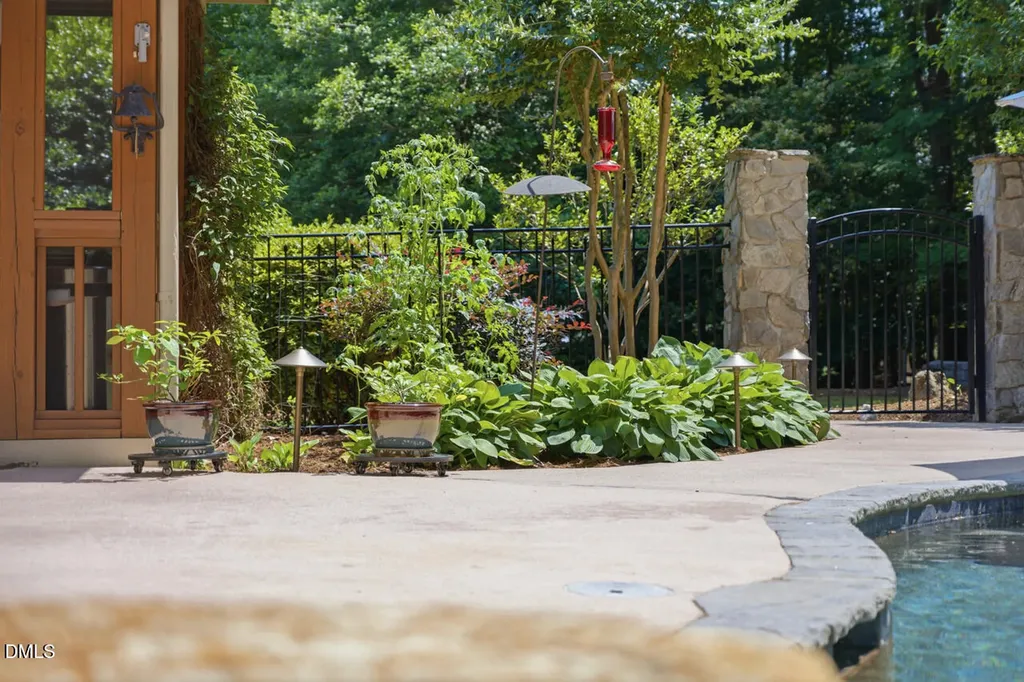 221 Bear Tree Creek Chapel Hill NC 27517