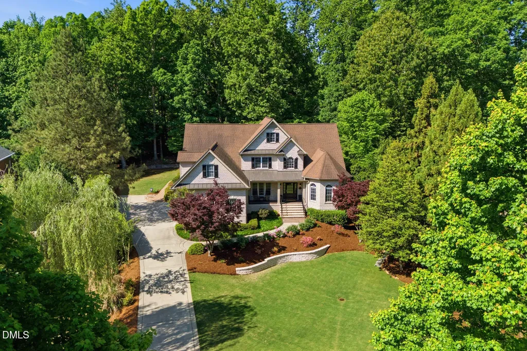 221 Bear Tree Creek Chapel Hill NC 27517
