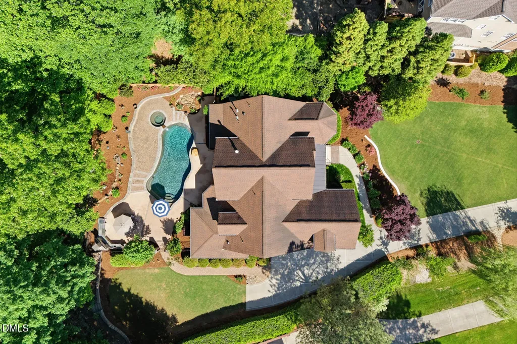 221 Bear Tree Creek Chapel Hill NC 27517