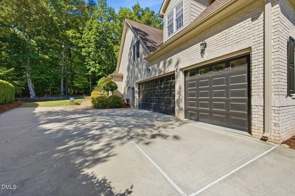 221 Bear Tree Creek Chapel Hill NC 27517
