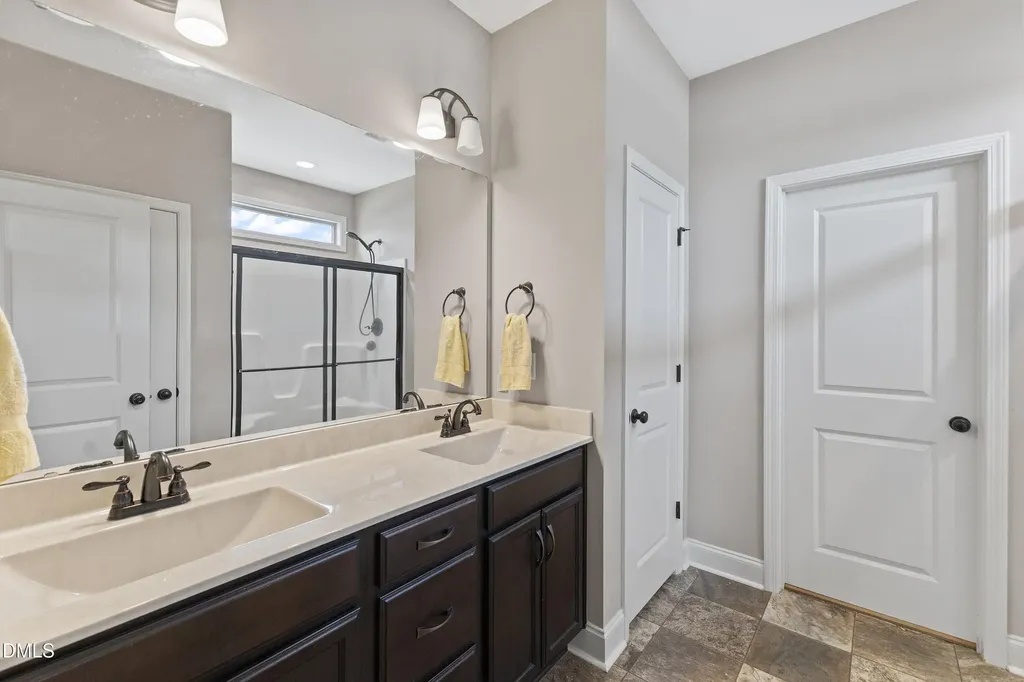 175 Day Lily Street Selma NC 27576