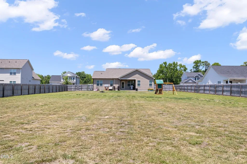 175 Day Lily Street Selma NC 27576