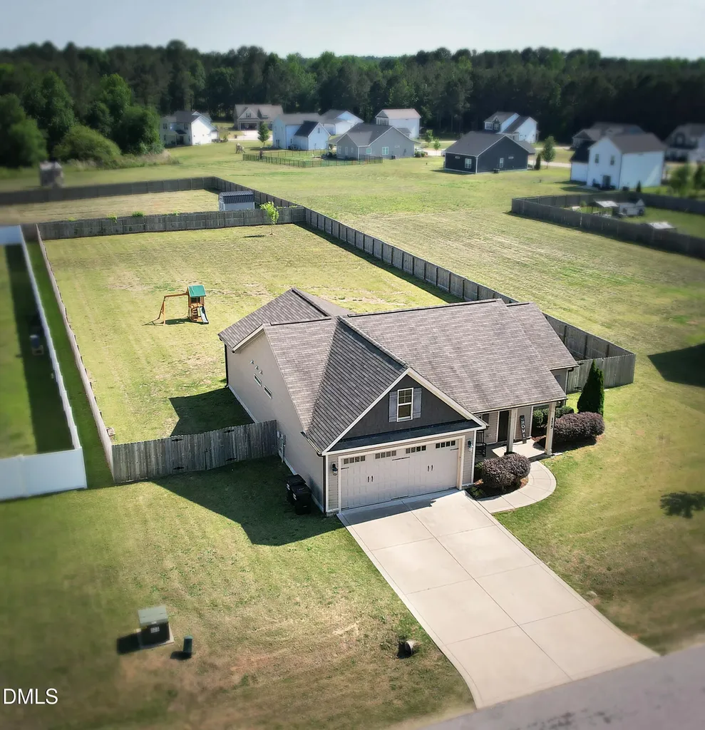 175 Day Lily Street Selma NC 27576
