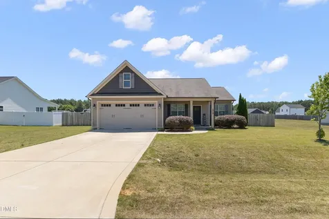 175 Day Lily Street Selma NC 27576