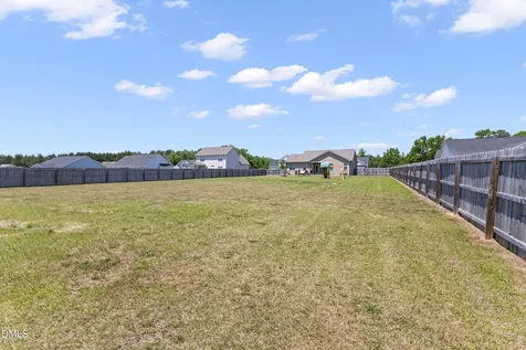 175 Day Lily Street Selma NC 27576
