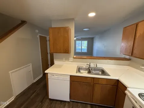 2905 Faversham Place Raleigh NC 27604
