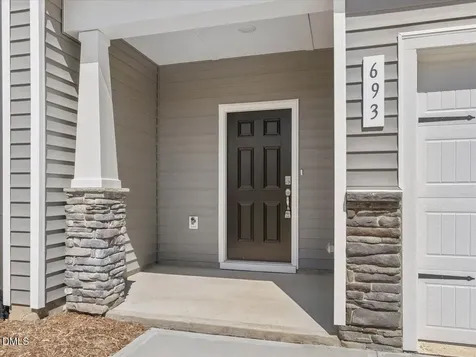 644 Sefton Park Drive Zebulon NC 27597