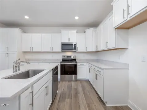 644 Sefton Park Drive Zebulon NC 27597