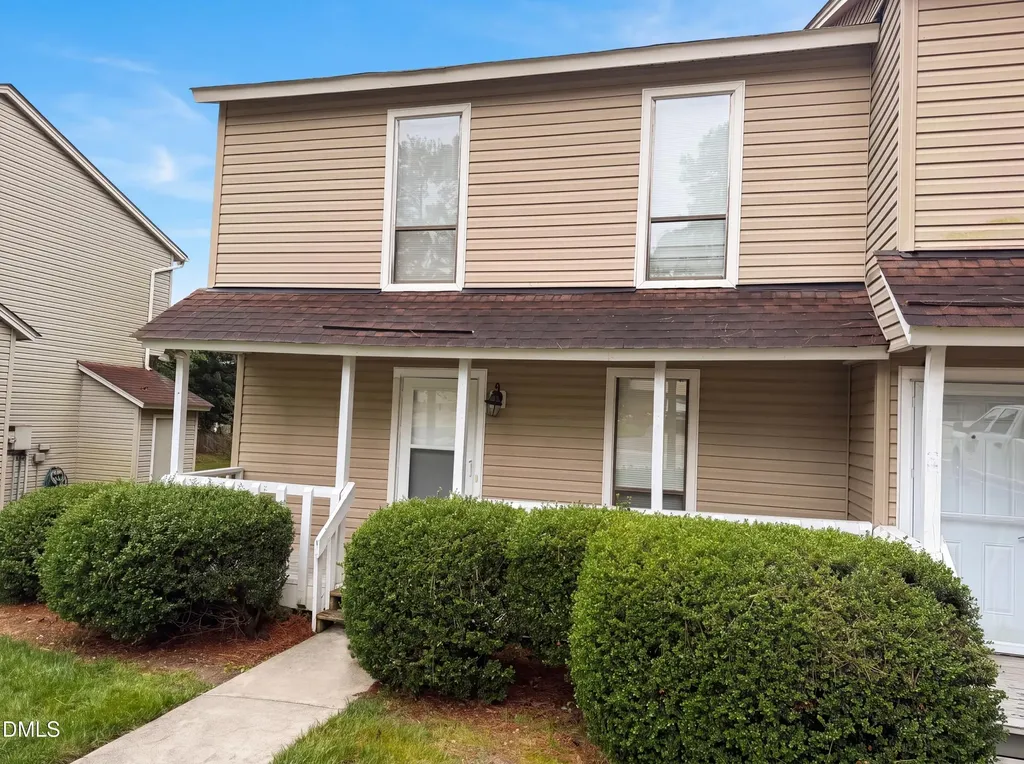 104 Arbuckle Lane Cary NC 27511