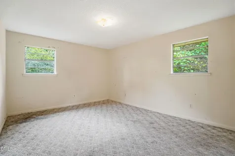 745 Tabron School Road Hollister NC 27844