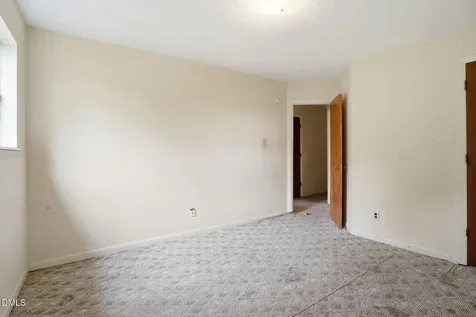 745 Tabron School Road Hollister NC 27844