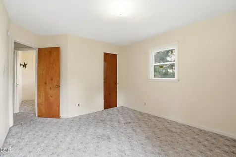 745 Tabron School Road Hollister NC 27844
