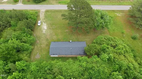 745 Tabron School Road Hollister NC 27844