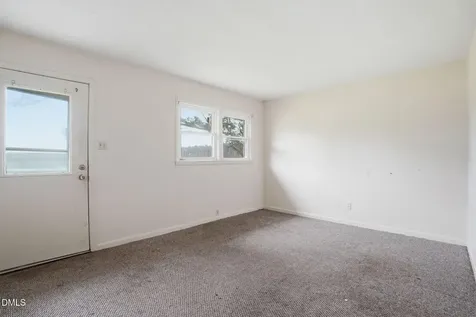745 Tabron School Road Hollister NC 27844