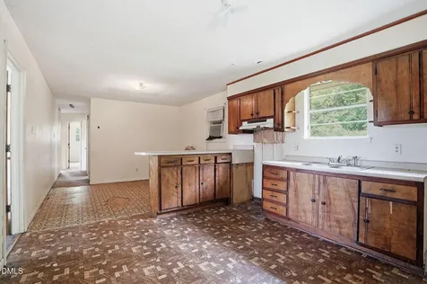 745 Tabron School Road Hollister NC 27844