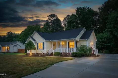 1302 Durham Meadows Drive Burlington NC 27217