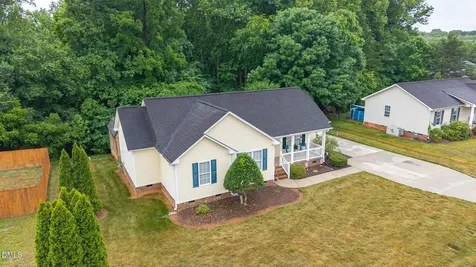 1302 Durham Meadows Drive Burlington NC 27217