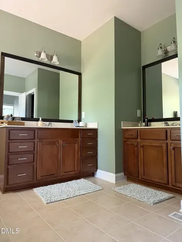 12913 Saxon Way Raleigh NC 27613