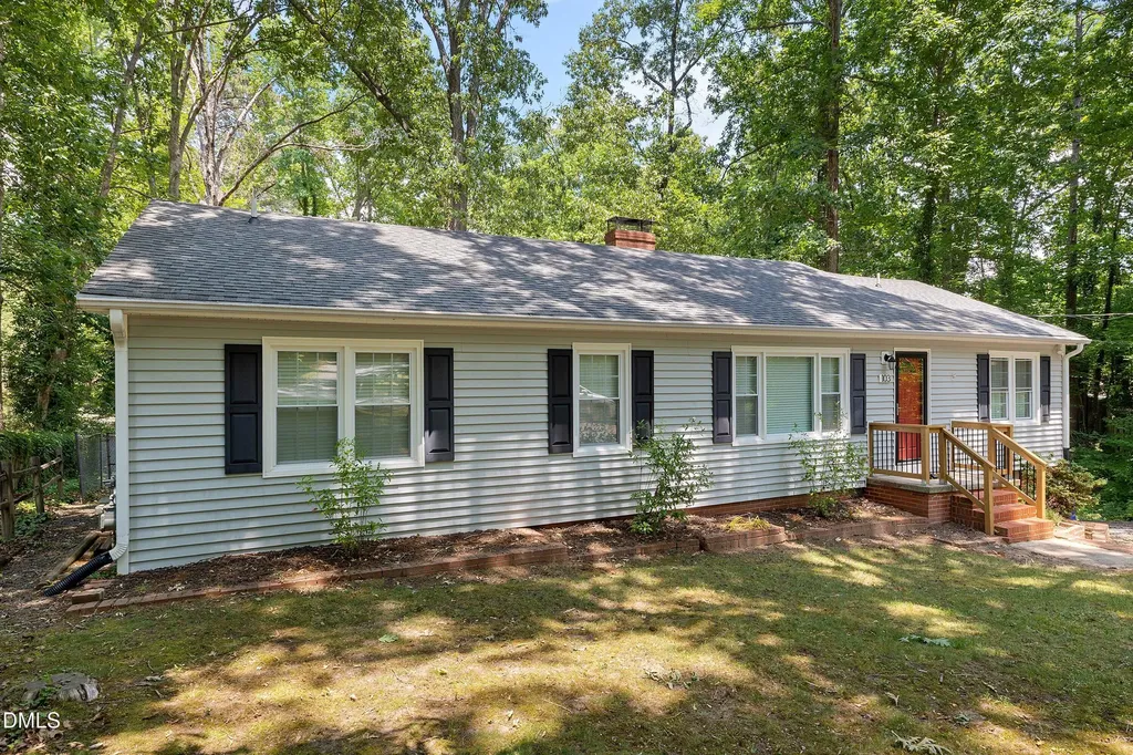 103 Nottingham Lane Chapel Hill NC 27517