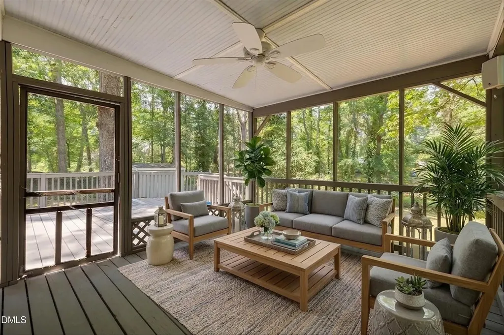 103 Nottingham Lane Chapel Hill NC 27517