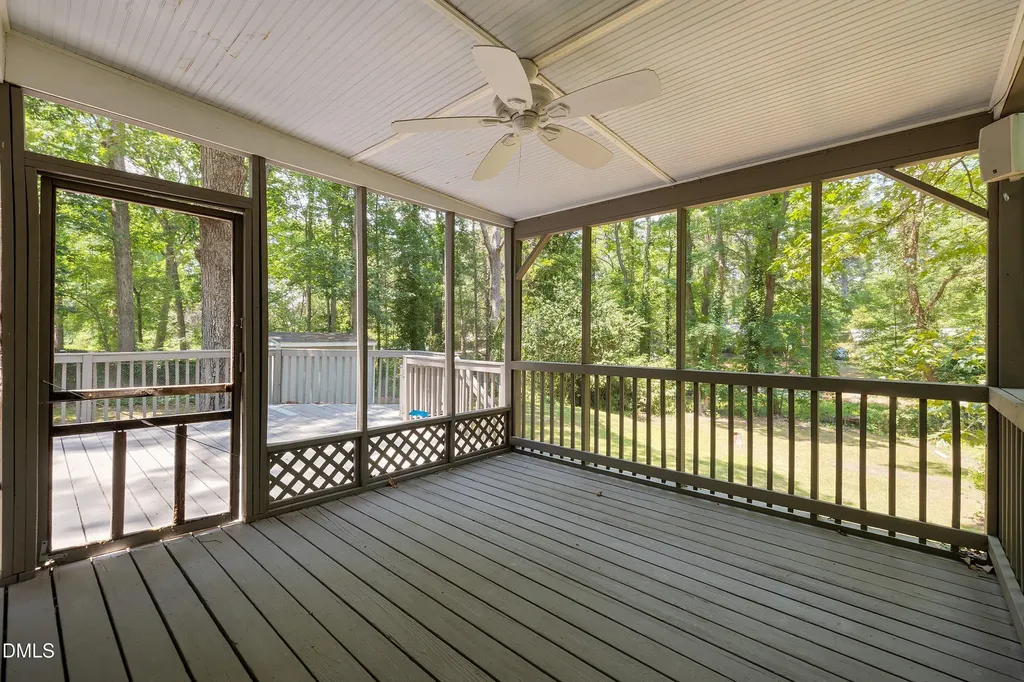 103 Nottingham Lane Chapel Hill NC 27517