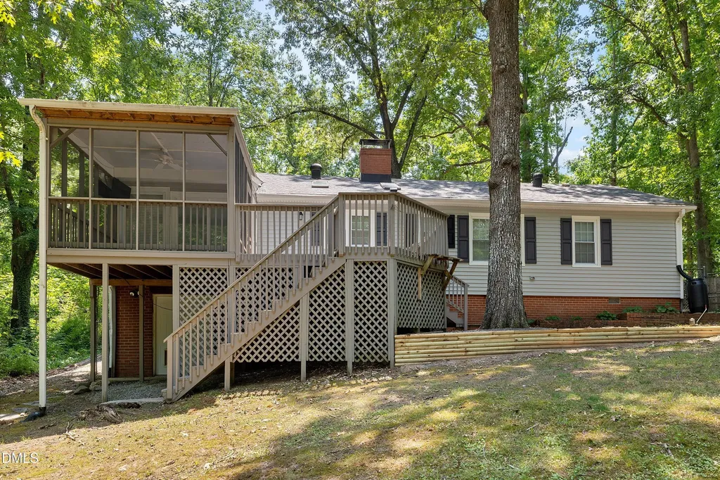 103 Nottingham Lane Chapel Hill NC 27517