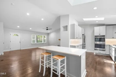 103 Nottingham Lane Chapel Hill NC 27517
