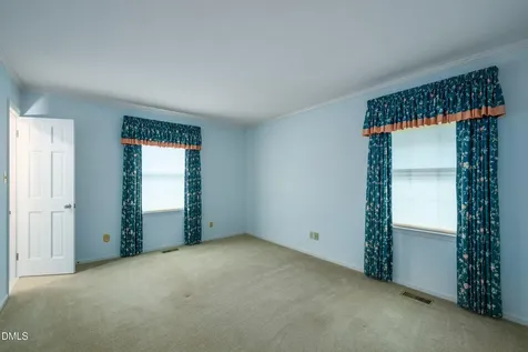 806 Cliftwood Drive Siler City NC 27344