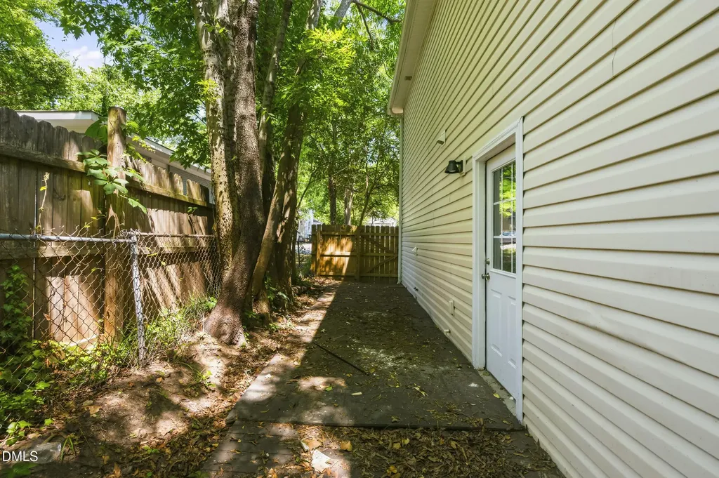 644 Coleman Street Raleigh NC 27610